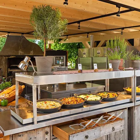Hotel Fire & Ice Duesseldorf/neuss 4*