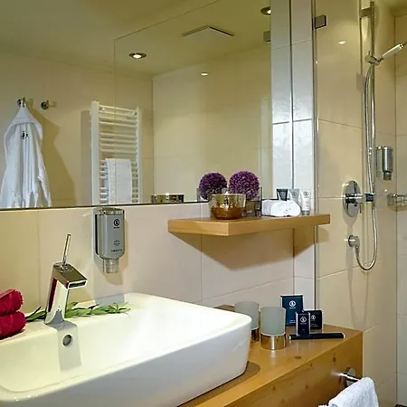 Fire & Ice Duesseldorf/neuss Hotel 4*