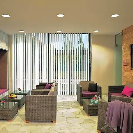 Fire & Ice Duesseldorf/neuss 4*
