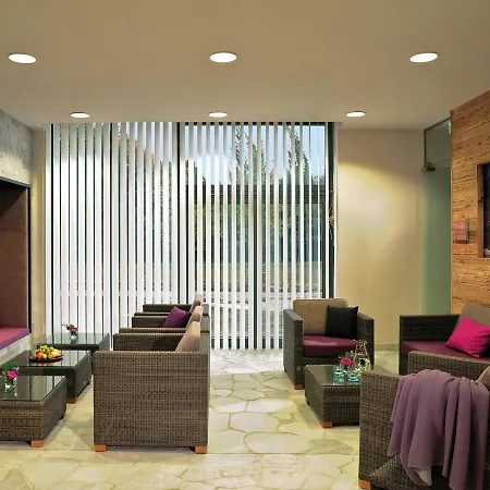 Fire & Ice Duesseldorf/neuss Hotel 4*