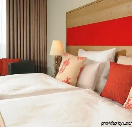 Fire & Ice Duesseldorf/neuss Hotel 4*