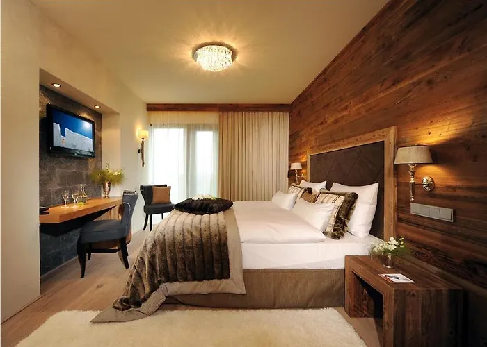 Fire & Ice Duesseldorf/neuss Hotel 4*