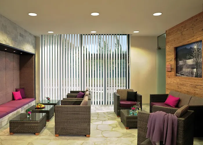 Fire & Ice Duesseldorf/neuss Hotel 4*